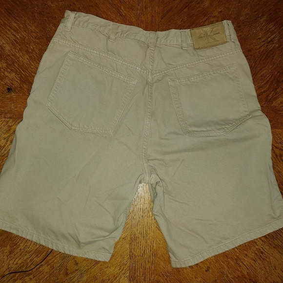 Calvin Klein Denim Shorts Made In The Usa Size 38. - Picture 2 of 4